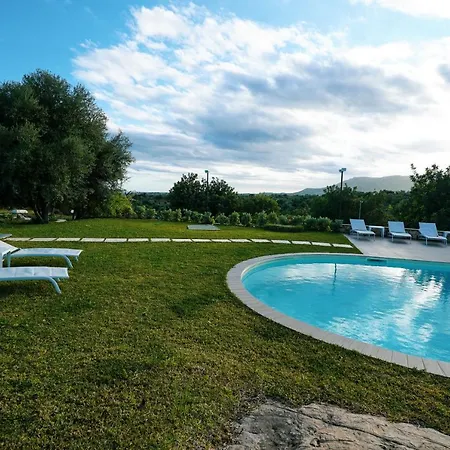 Le Cave Di Fontane Bianche * Кассибиле