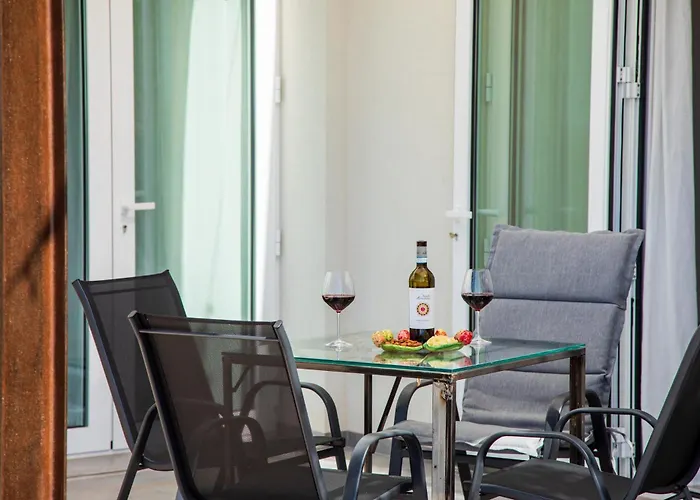 Le Cave Di Fontane Bianche